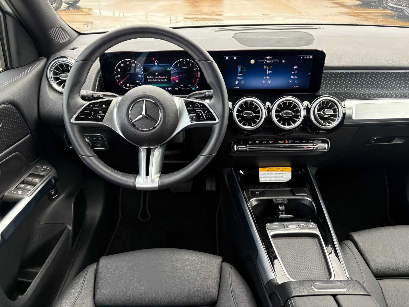 Used 2026 Mercedes-Benz GLB 250 image 12