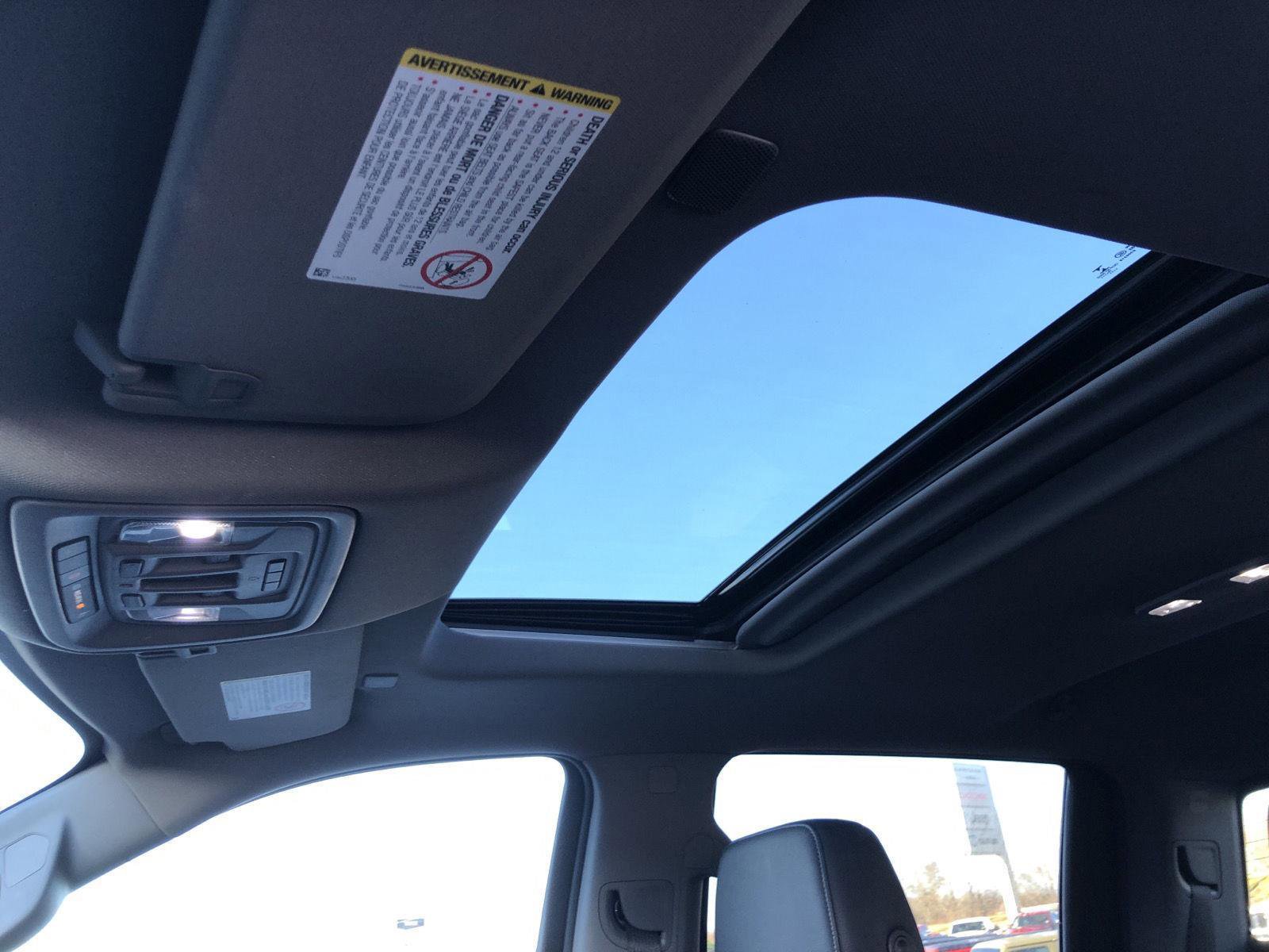 Used 2020 Chevrolet Silverado 2500 LTZ w/ LTZ Premium Package image 26