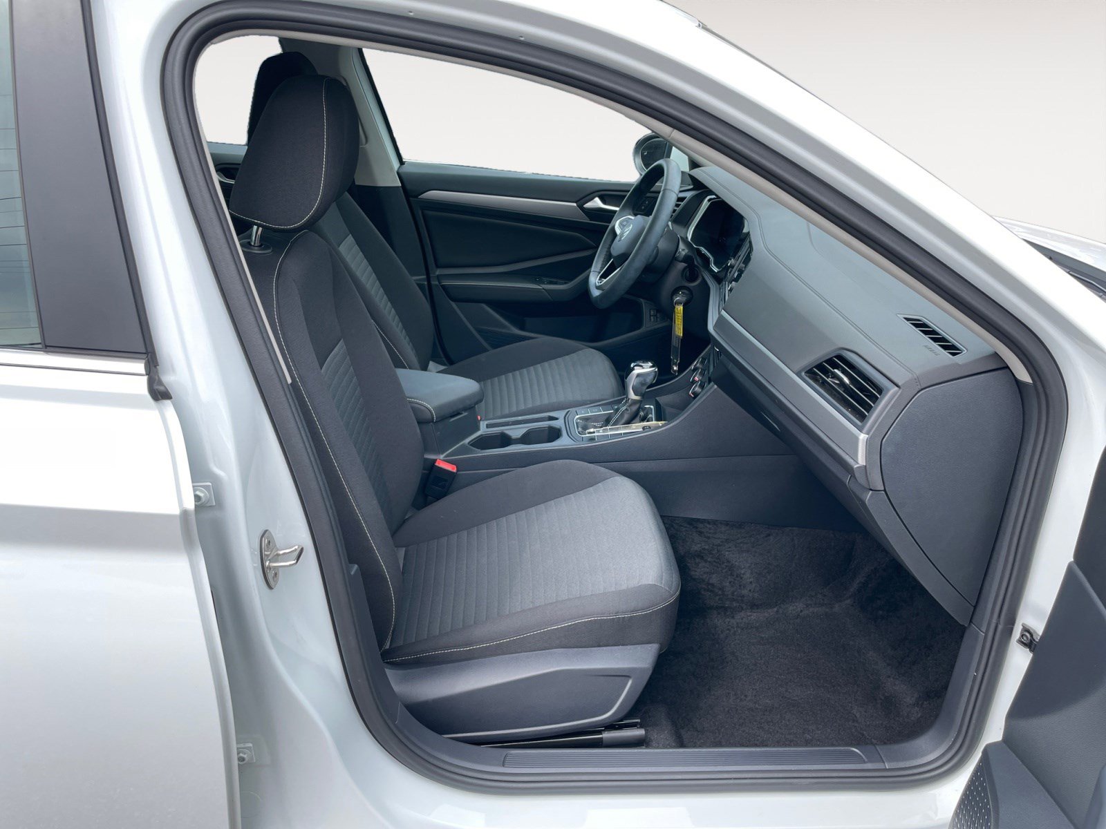 Used 2024 Volkswagen Jetta S image 13