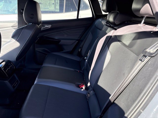 Used 2023 Volkswagen ID.4 S RWD image 8