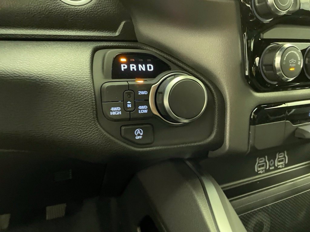New 2026 RAM 1500 Express AWD/4WD image 15