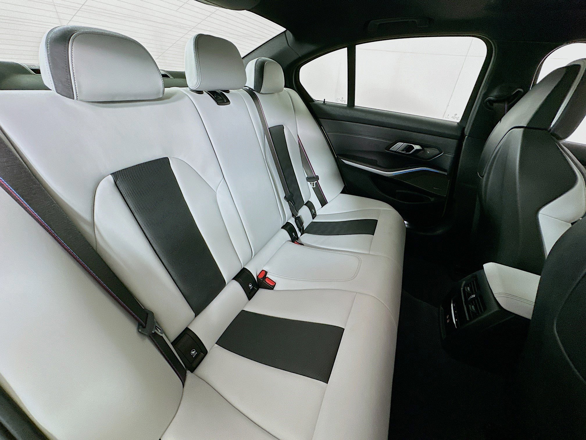 Used 2023 BMW M3 Competition image 27
