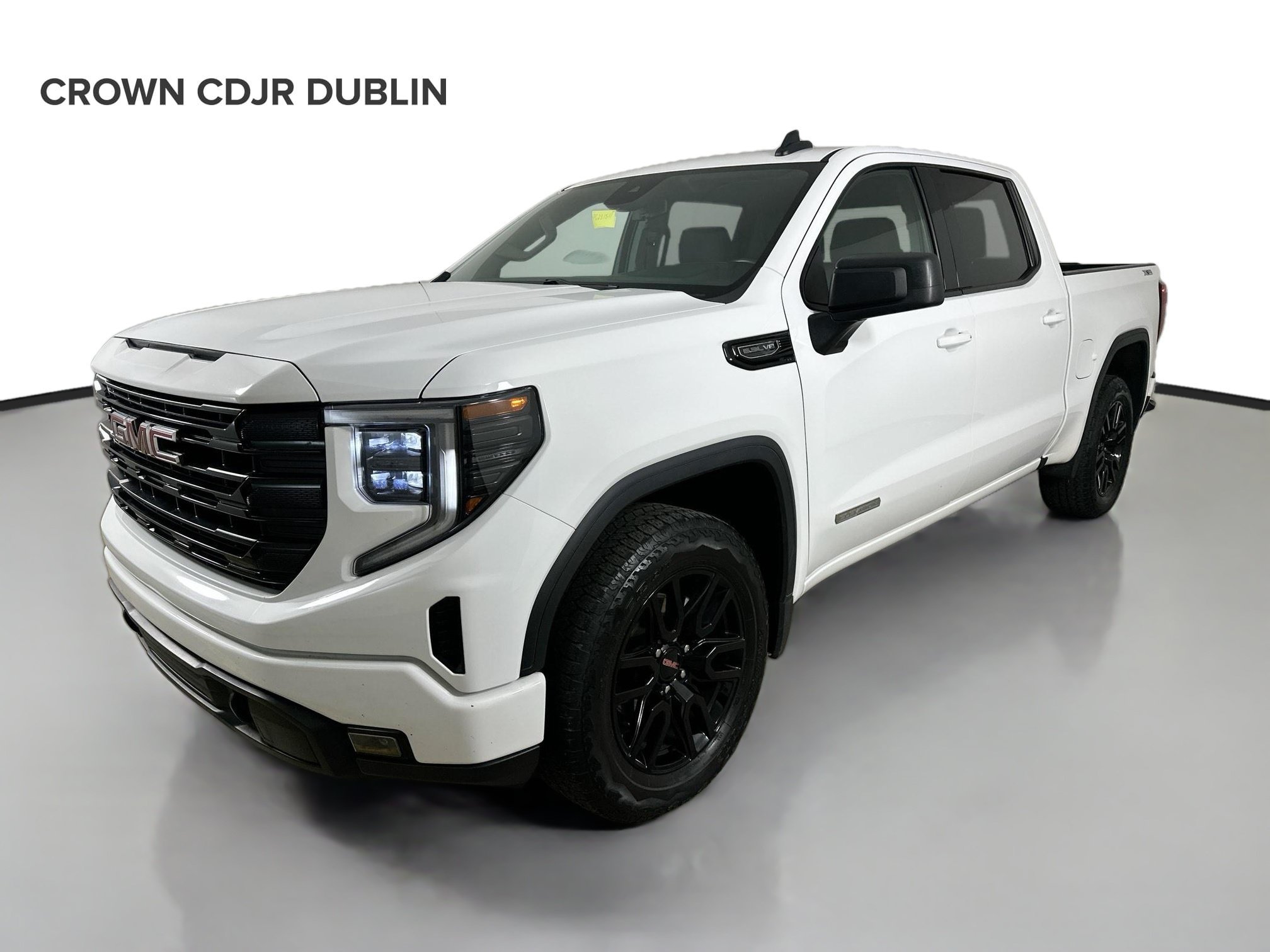 Used 2023 GMC Sierra 1500 Elevation AWD/4WD image 1