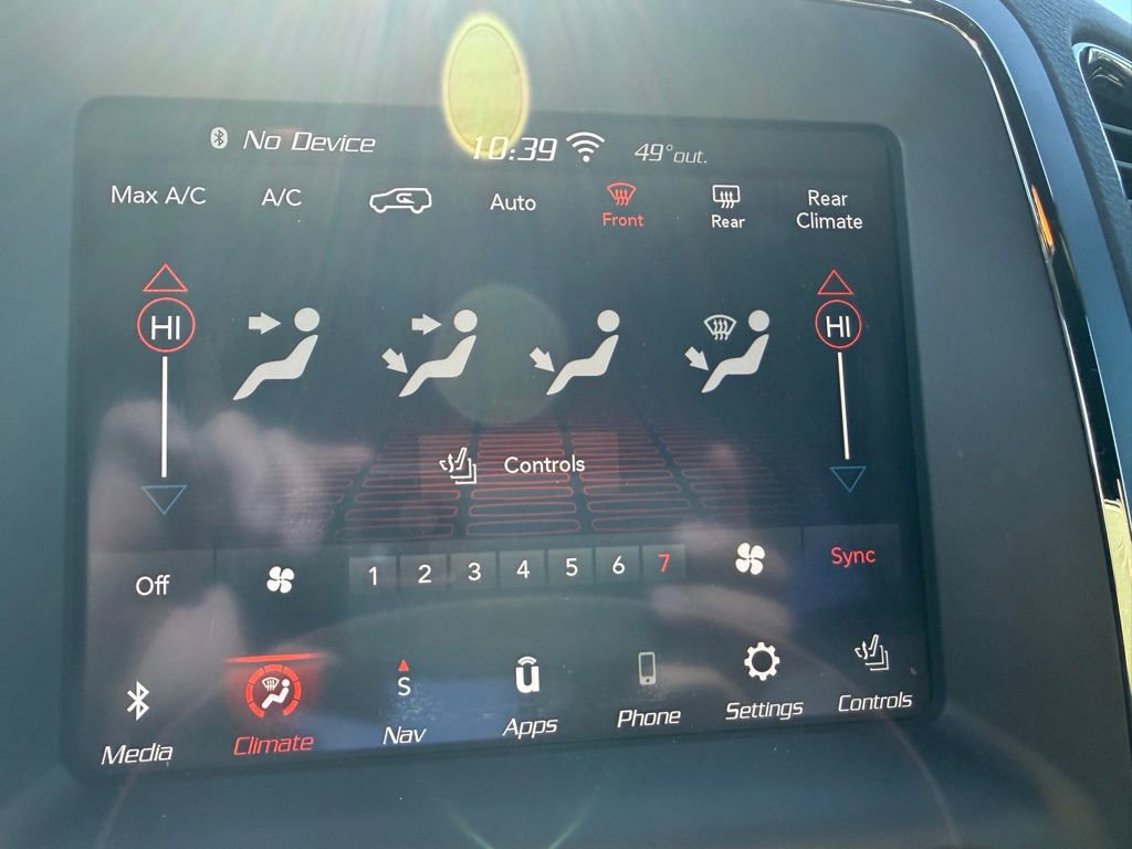 Used 2019 Dodge Durango R/T w/ Technology Group image 19