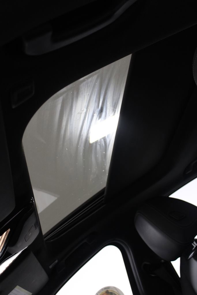 Used 2024 BMW 330e image 54