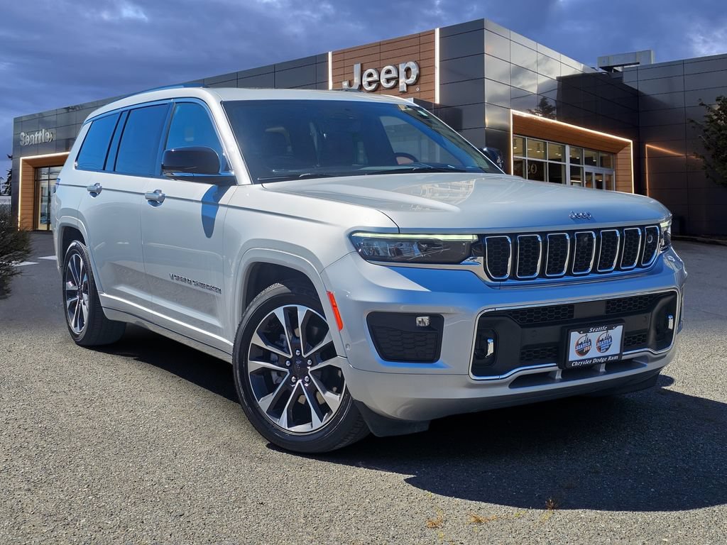 Used 2022 Jeep Grand Cherokee L Overland w/ Advanced Protech Group III AWD/4WD 360° Tour