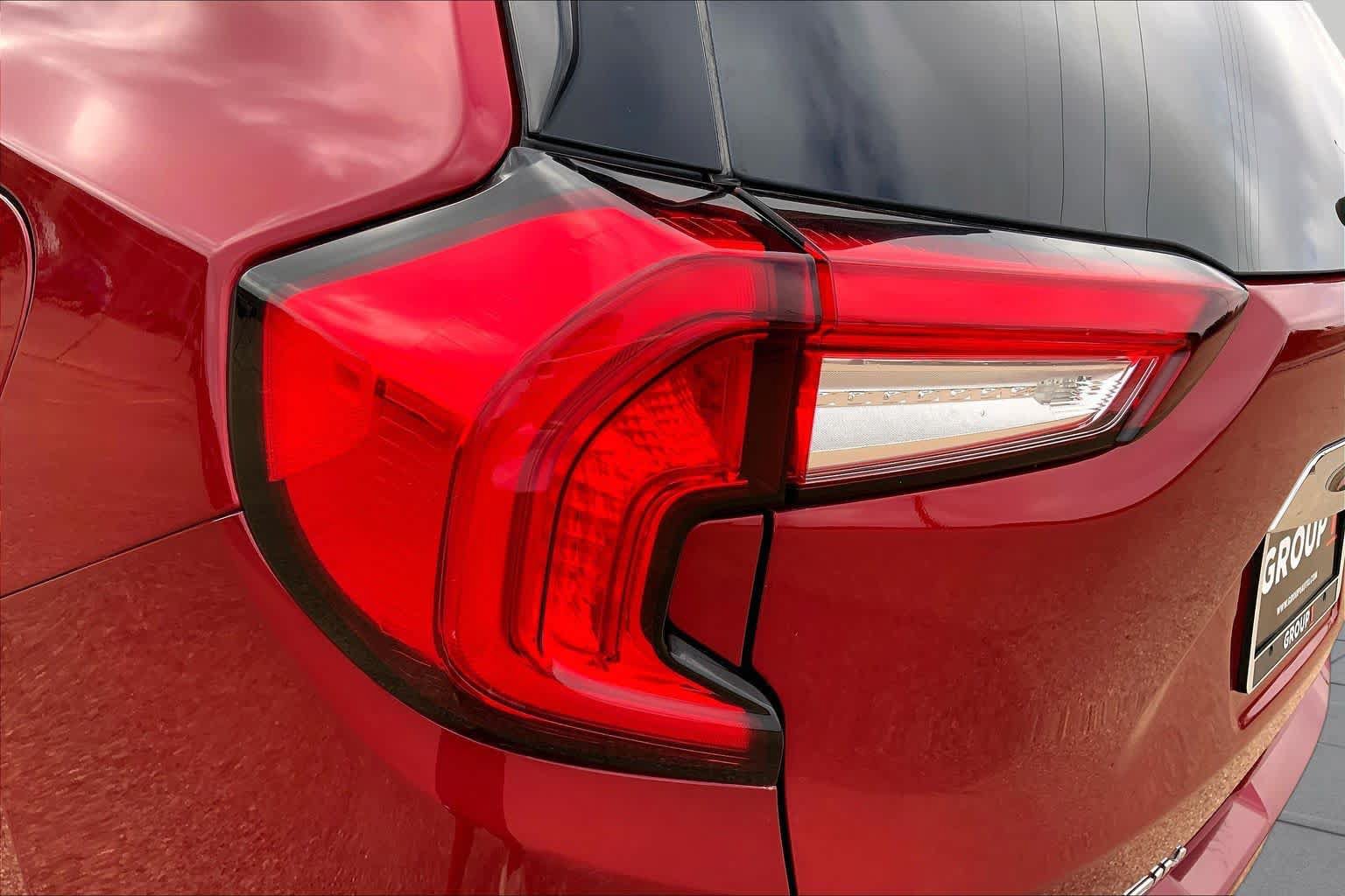 Used 2023 GMC Terrain Denali AWD/4WD image 29