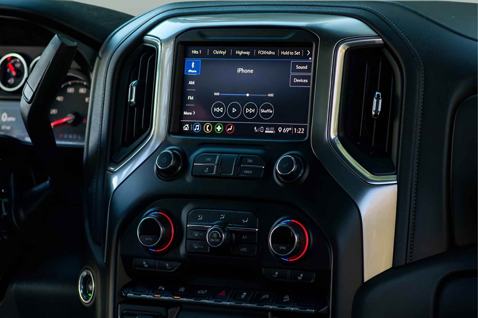 Used 2020 Chevrolet Silverado 1500 LT w/ All-Star Edition image 16