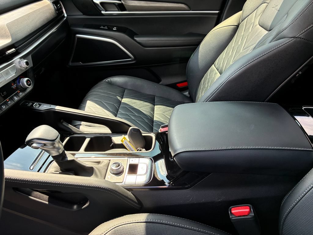 Used 2025 Kia Telluride EX X-Line AWD/4WD image 18