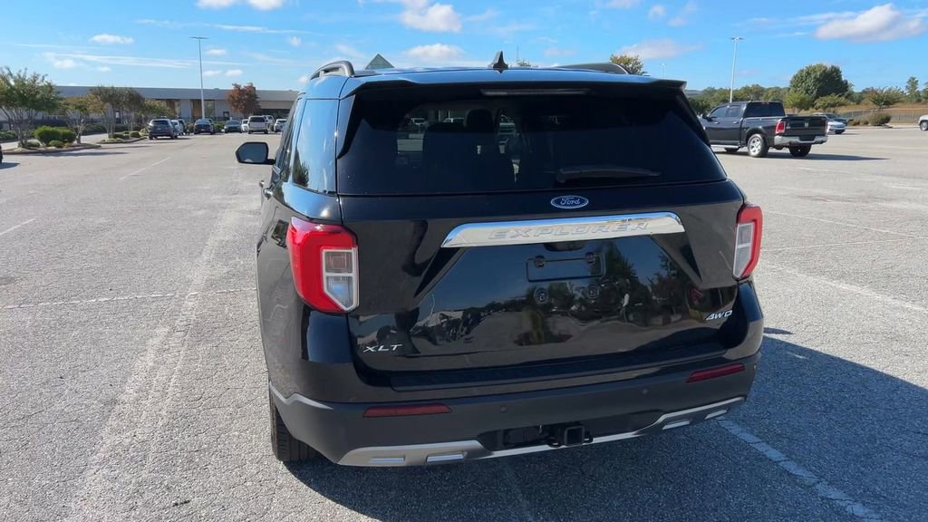 Used 2022 Ford Explorer XLT w/ Equipment Group 202A image 46