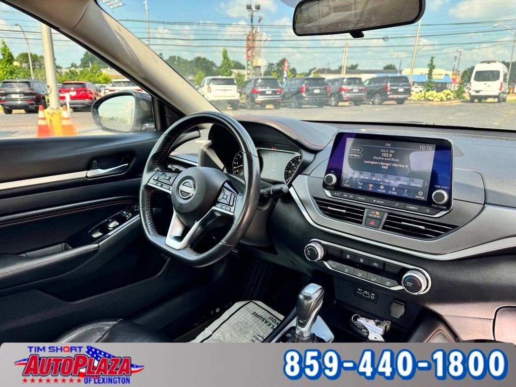 Used 2023 Nissan Altima 2.5 SR FWD image 40
