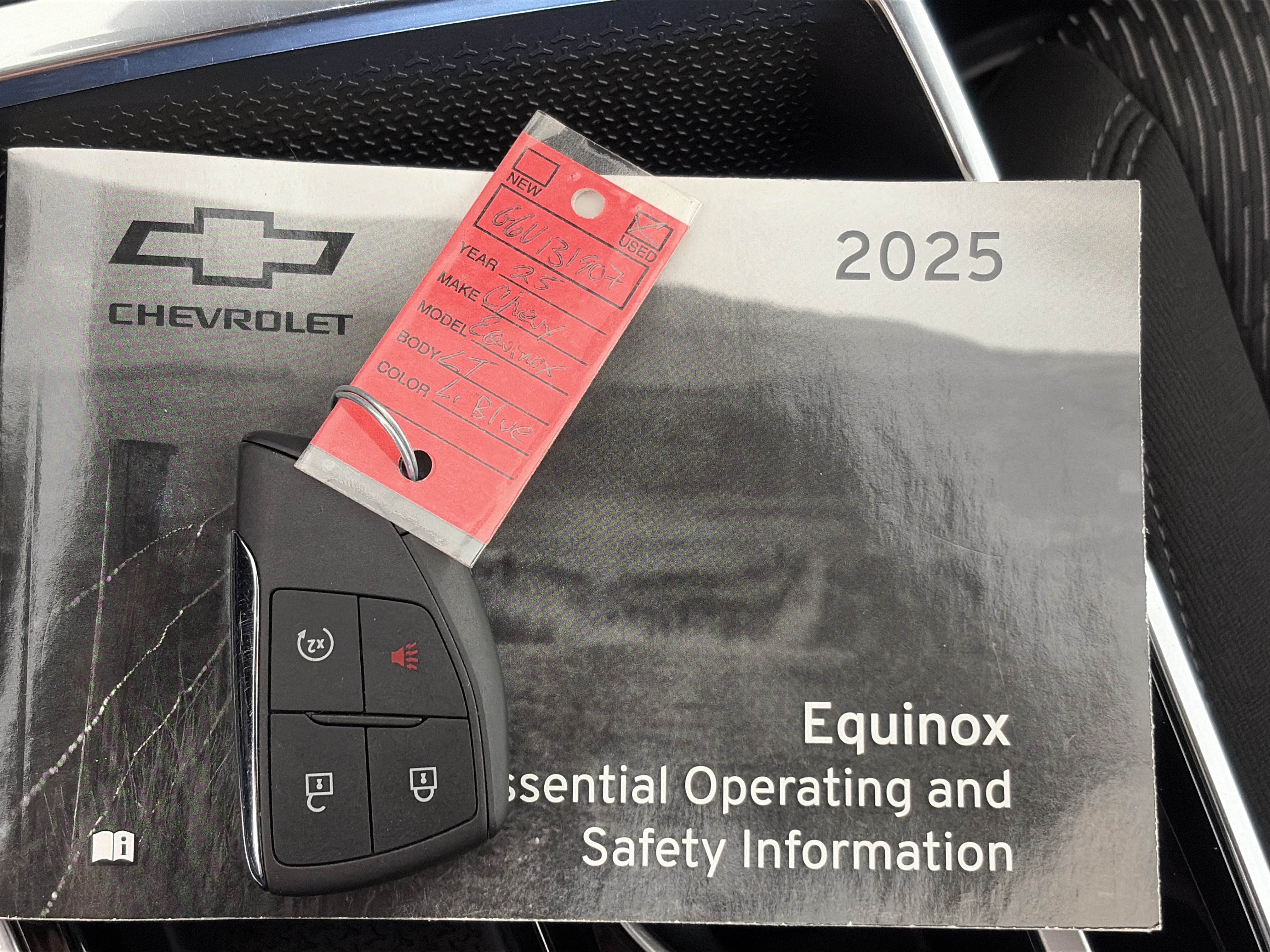Certified 2025 Chevrolet Equinox LT w/ Safety and Technology Package AWD/4WD image 34