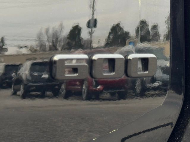 Certified 2024 Cadillac Escalade Sport Platinum w/ LPO, ONYX Package image 9