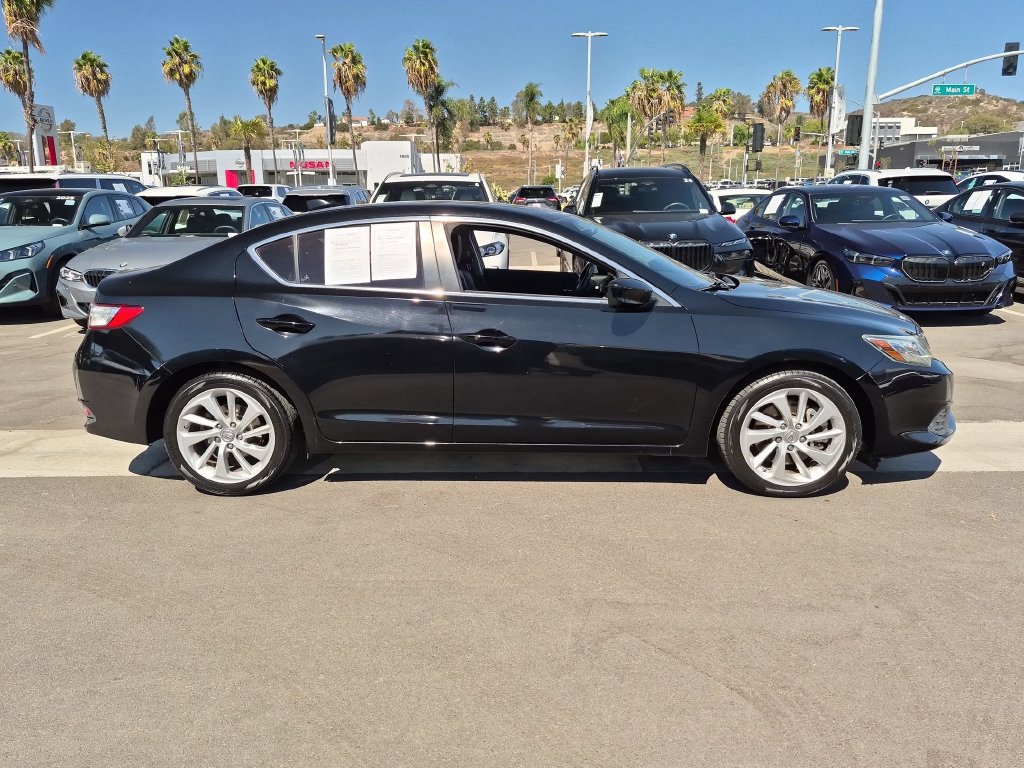 Used 2017 Acura ILX FWD image 3