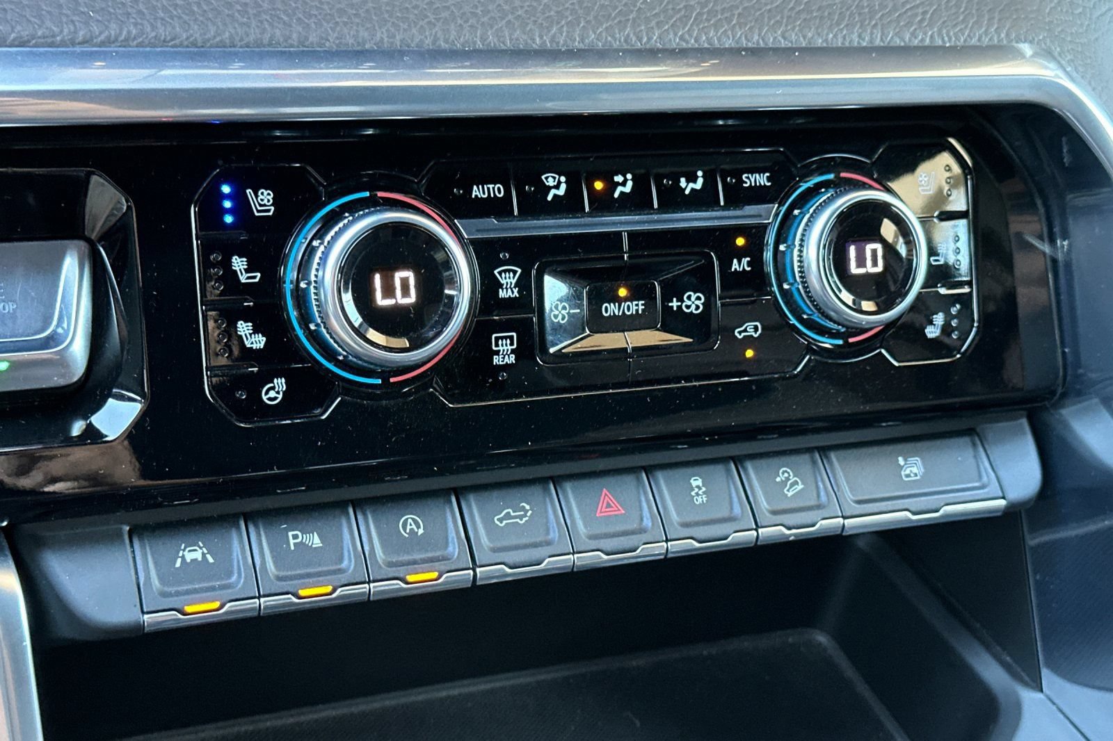 Certified 2023 GMC Sierra 1500 Denali AWD/4WD image 21
