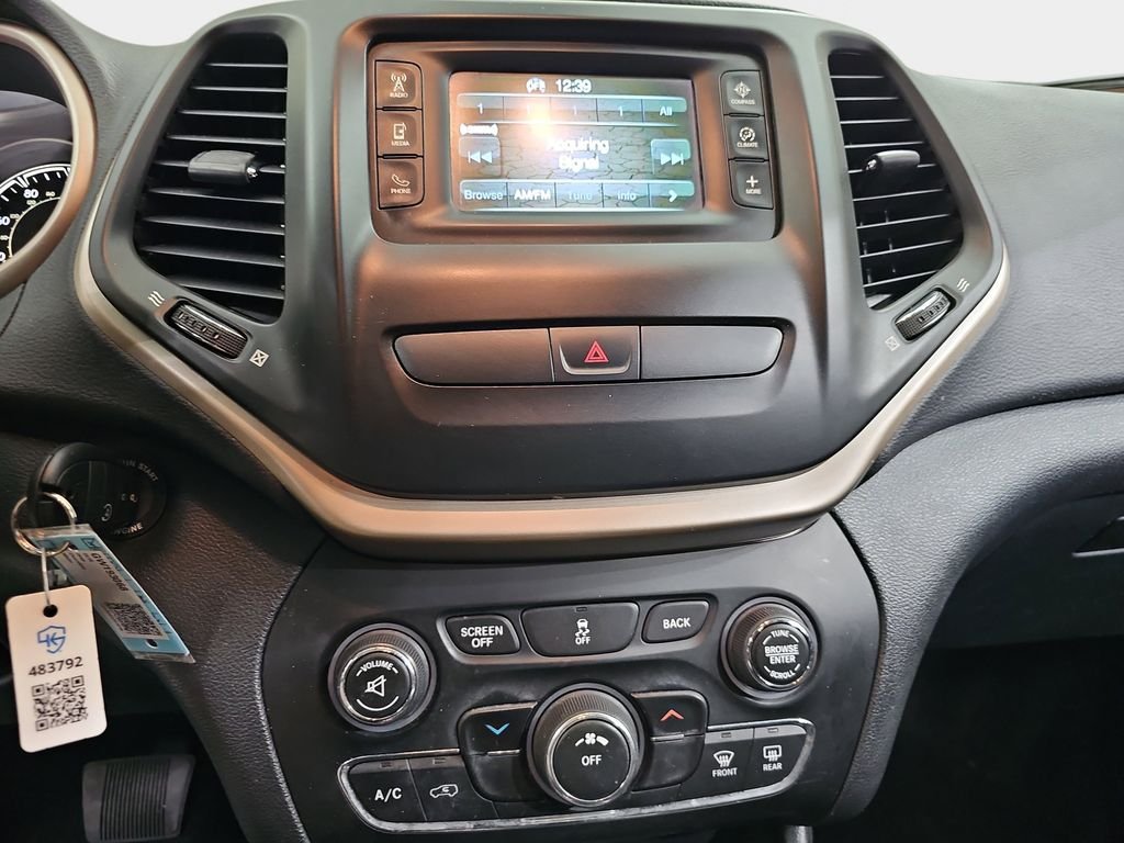 Used 2016 Jeep Cherokee Sport w/ Cold Weather Group AWD/4WD image 22