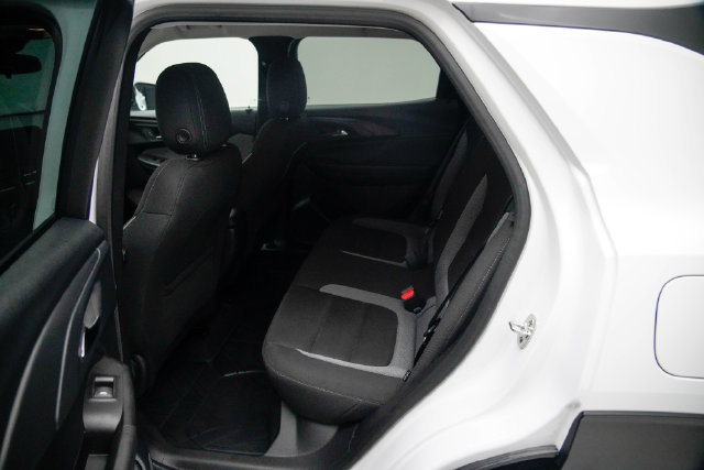 Used 2026 Chevrolet TrailBlazer LS w/ LS Convenience Package FWD image 24
