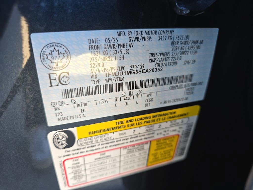 Used 2025 Ford Expedition Platinum w/ Stealth Performance Package AWD/4WD image 15