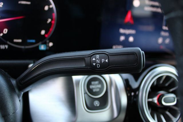 New 2024 Mercedes-Benz GLB 35 AMG 4MATIC image 22