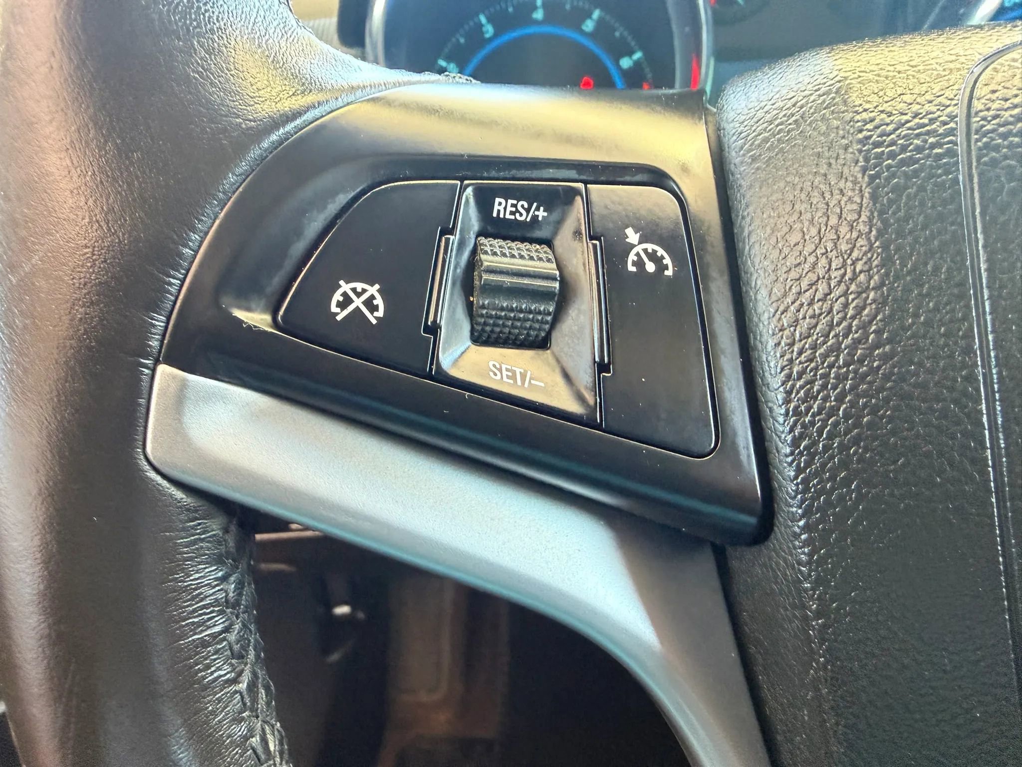 Used 2012 Chevrolet Cruze LTZ FWD image 12