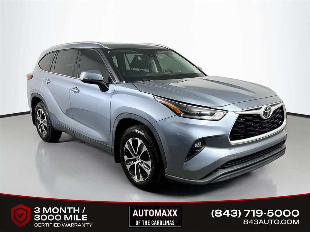 Used 2021 Toyota Highlander XLE