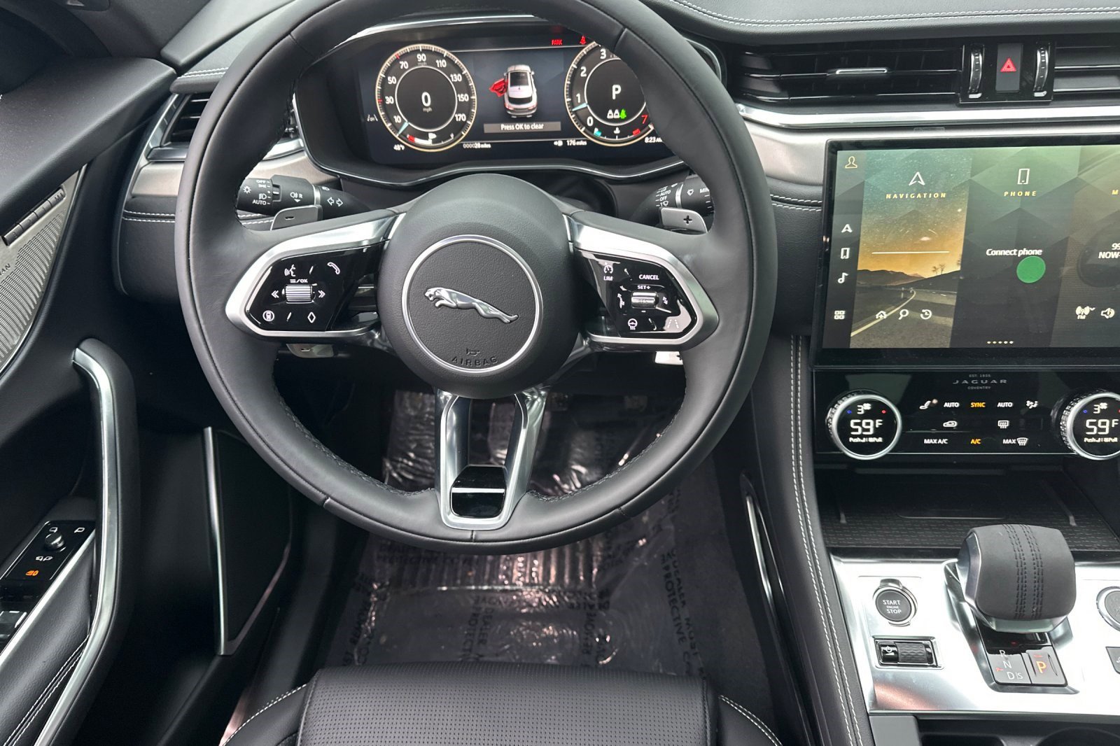 New 2025 Jaguar F-PACE R-Dynamic S image 25