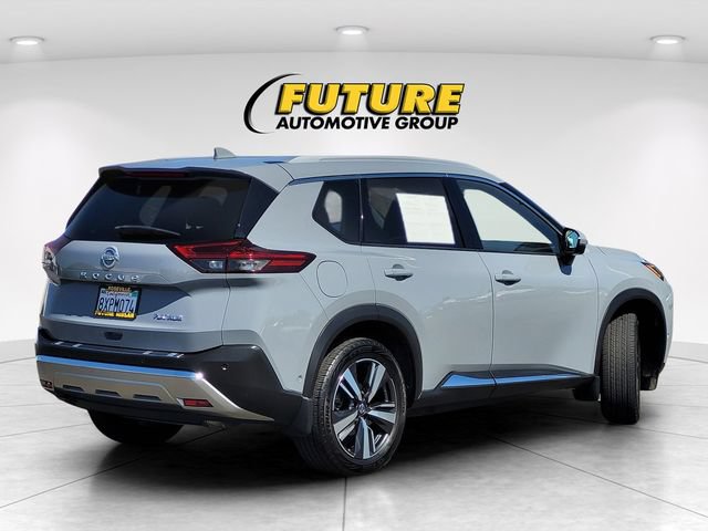 Certified 2021 Nissan Rogue Platinum FWD image 4