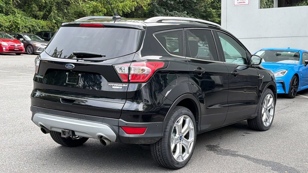 Used 2018 Ford Escape Titanium w/ Ford Safe & Smart Package AWD/4WD image 4