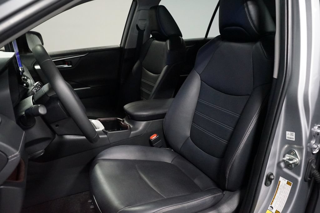 Certified 2024 Toyota RAV4 Limited w/ Advanced Technology Package AWD/4WD image 29