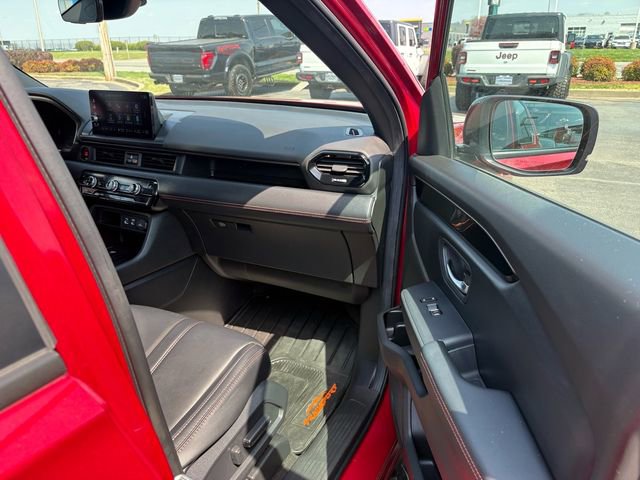 Certified 2024 Honda Pilot TrailSport image 29