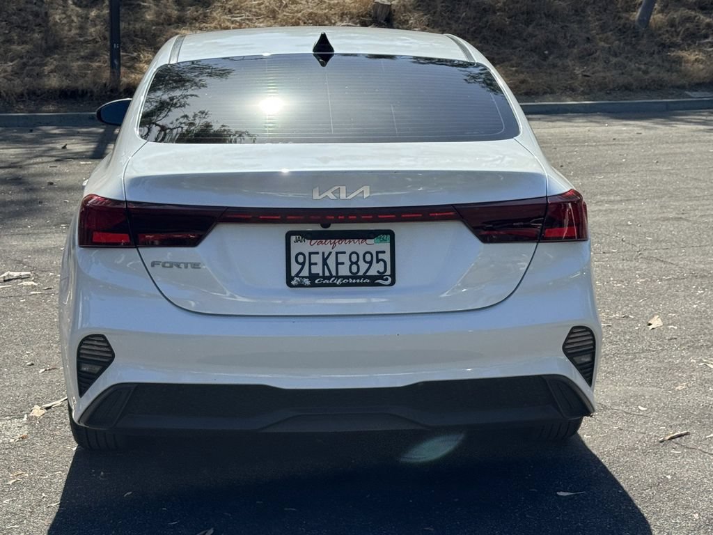 Used 2023 Kia Forte LXS FWD image 5