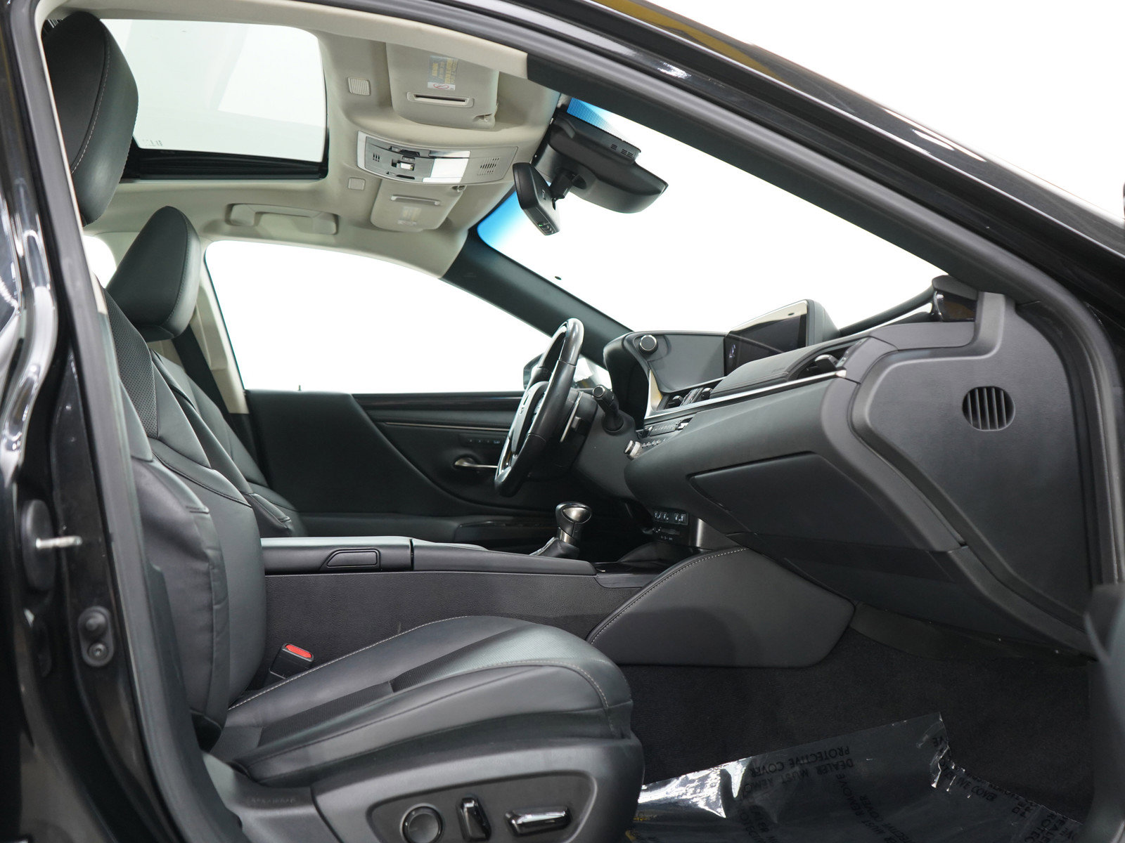 Used 2021 Lexus ES 300h FWD image 11