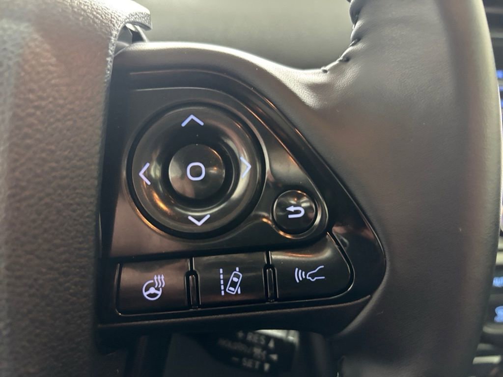 Used 2021 Toyota Prius XLE w/ Carpet Mat Package (TMS) AWD/4WD image 23