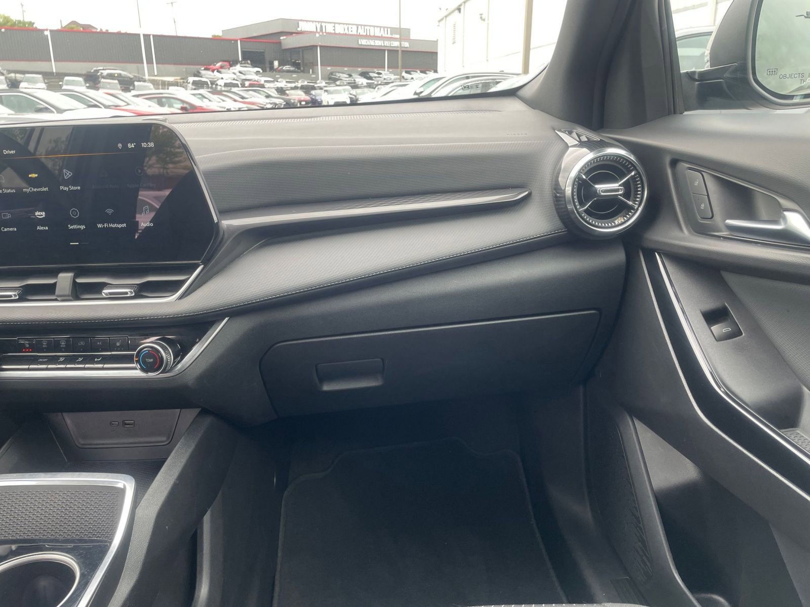Used 2025 Chevrolet Equinox LT FWD image 35