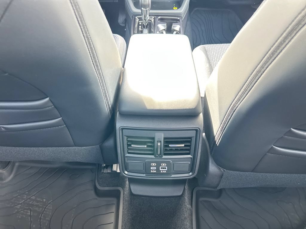 Used 2026 Subaru Forester Premium AWD/4WD image 27