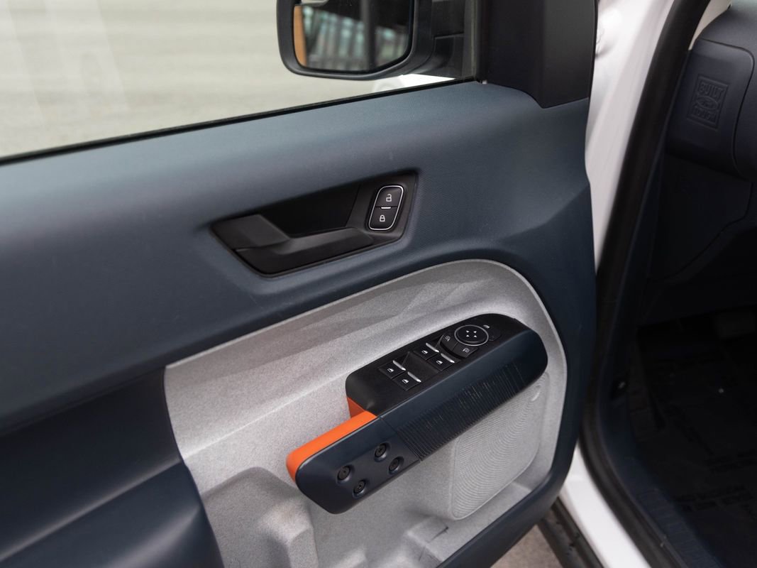 Used 2022 Ford Maverick XLT image 10