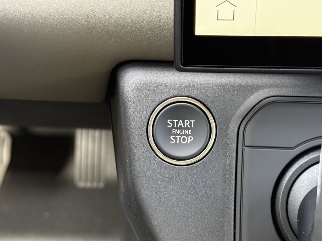 New 2026 Land Rover Defender 110 S image 21