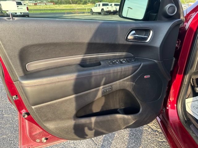 Used 2018 Dodge Durango R/T w/ Technology Group RWD image 32