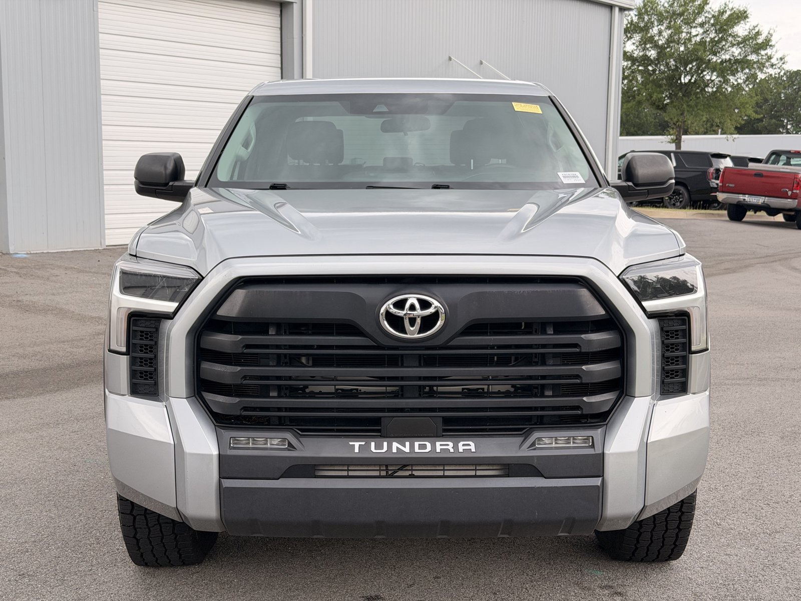 Used 2022 Toyota Tundra SR5 AWD/4WD image 6