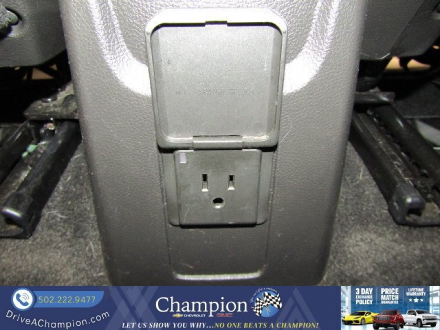 Used 2021 Buick Encore Preferred w/ Safety Package II AWD/4WD image 17