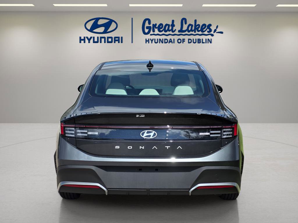 New 2026 Hyundai Sonata SE FWD image 4