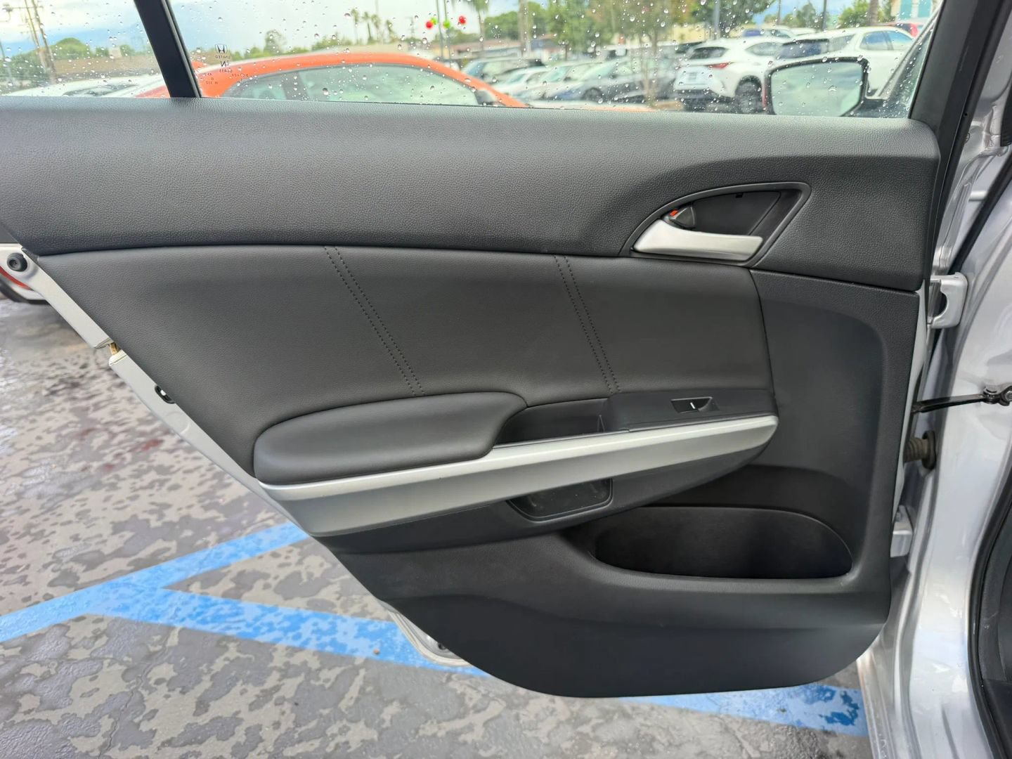 Used 2010 Honda Accord EX-L image 32