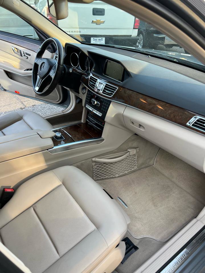 Used 2014 Mercedes-Benz E 350 Sedan image 18