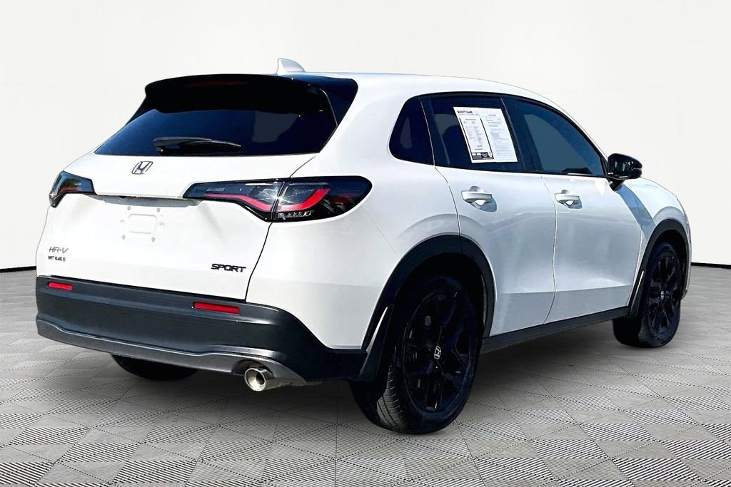 Used 2025 Honda HR-V Sport image 5