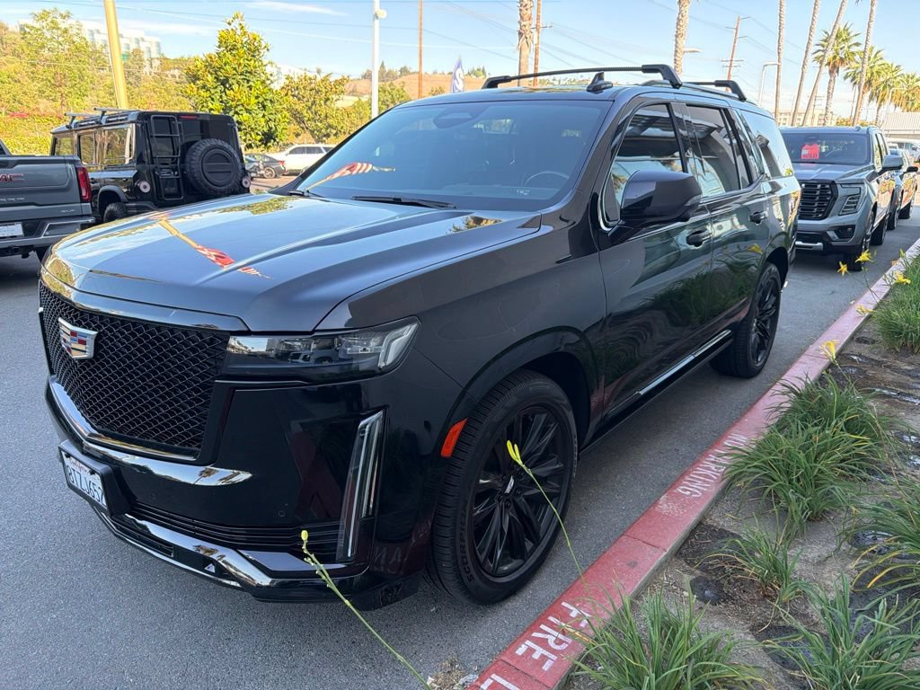 Used 2021 Cadillac Escalade Sport w/ Driver Assist Tech Package AWD/4WD image 3