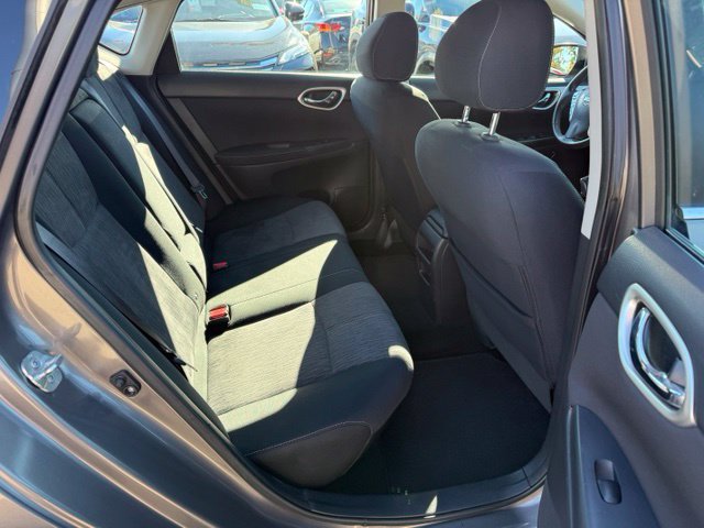 Used 2015 Nissan Sentra SV FWD image 19