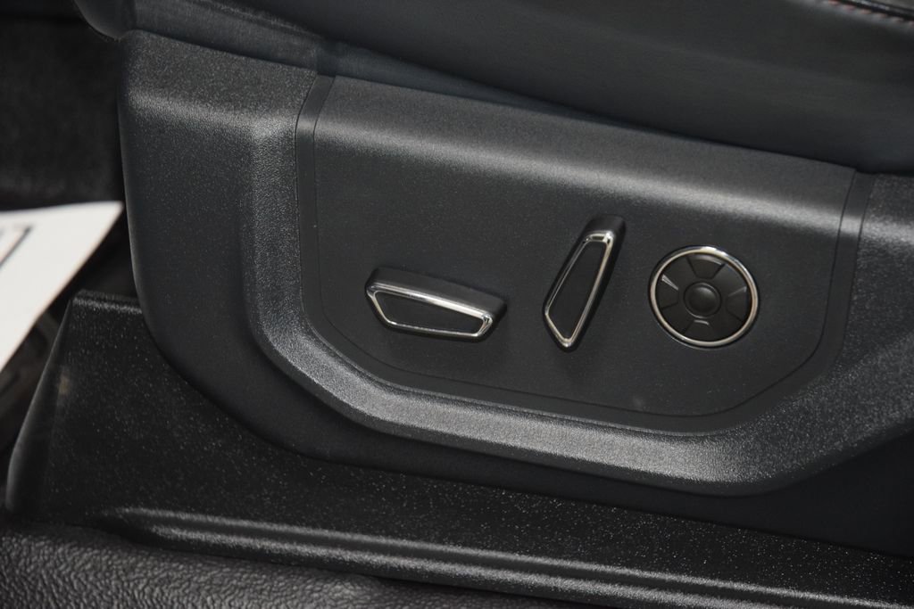 Used 2022 Ford F350 Platinum image 40