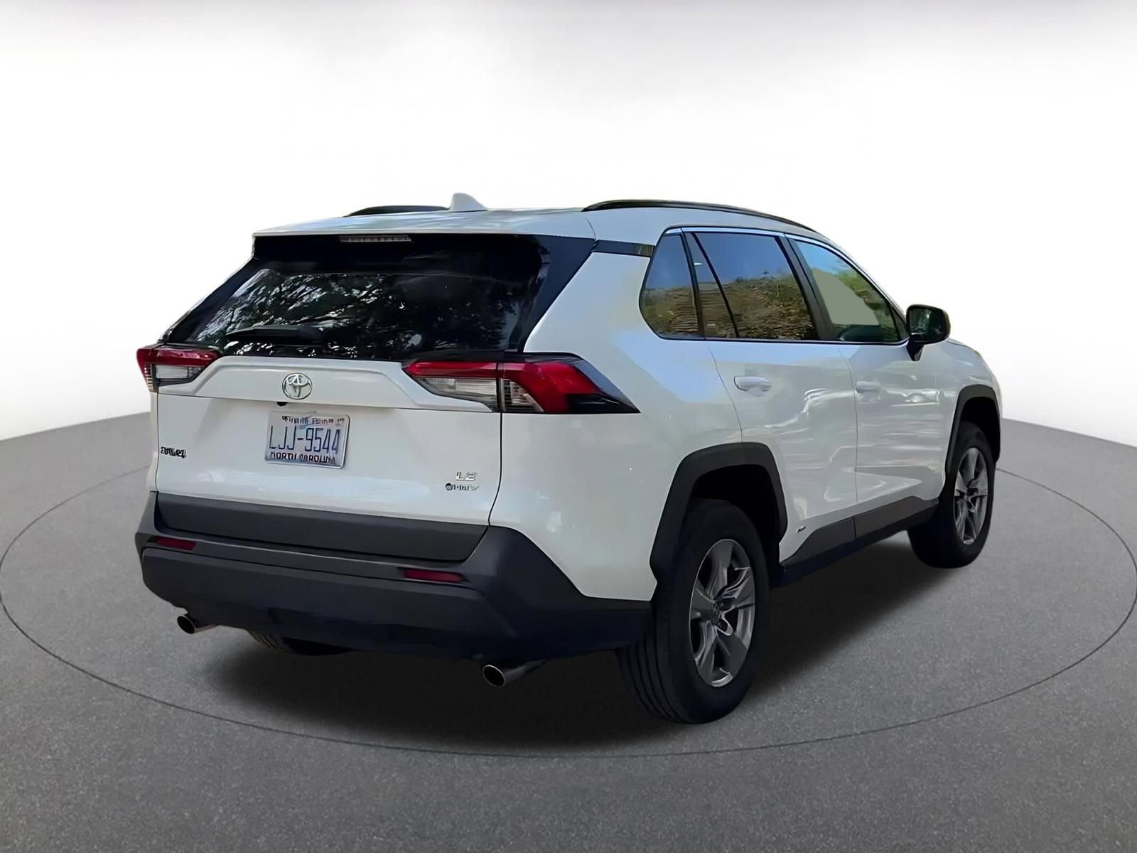 Used 2025 Toyota RAV4 LE image 14