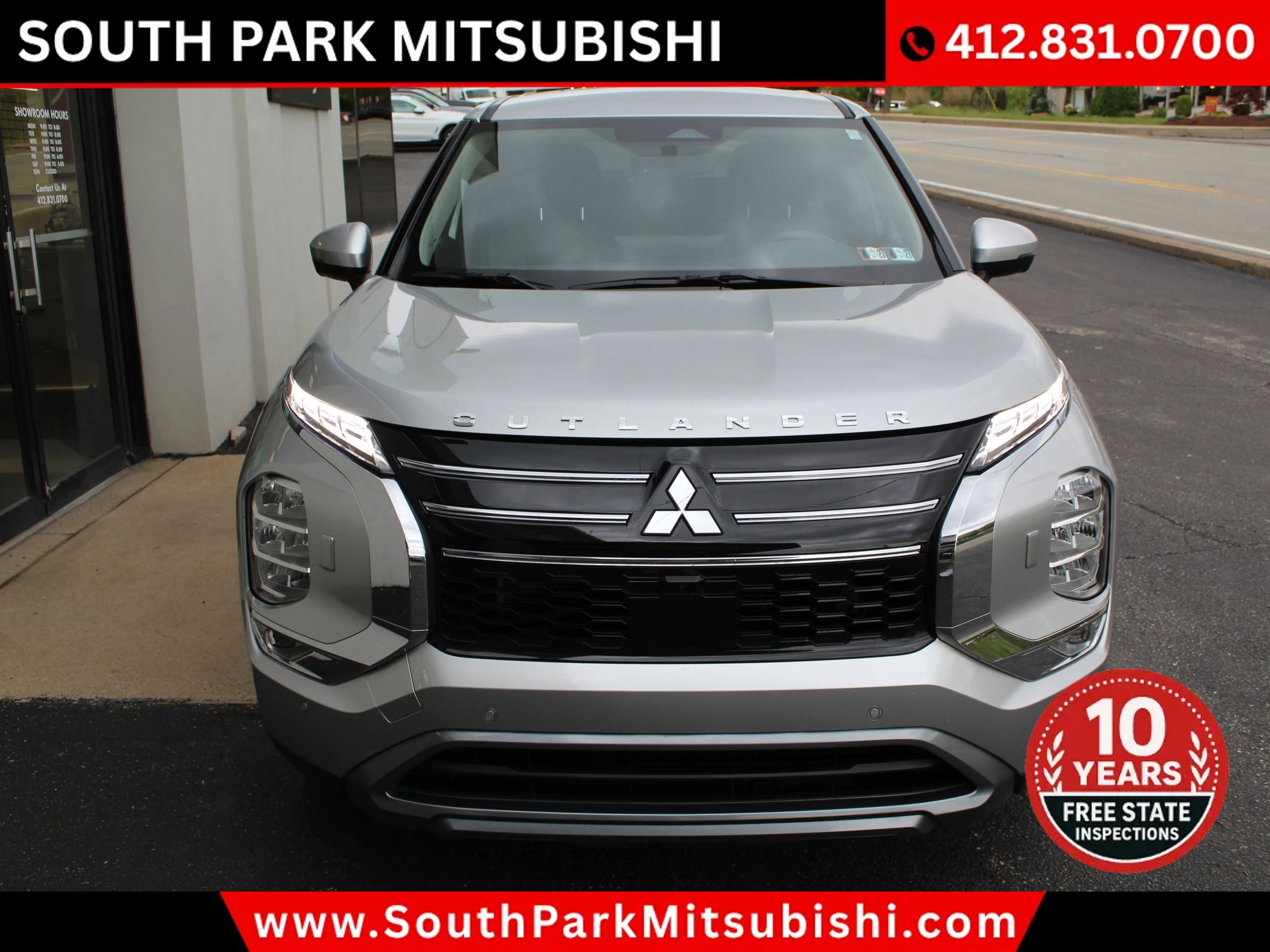 Used 2025 Mitsubishi Outlander SE AWD/4WD image 4