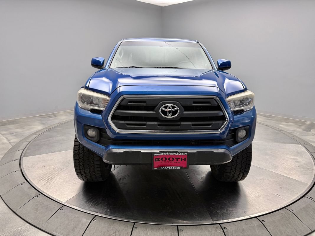 Used 2017 Toyota Tacoma SR5 w/ Tow Package AWD/4WD image 2